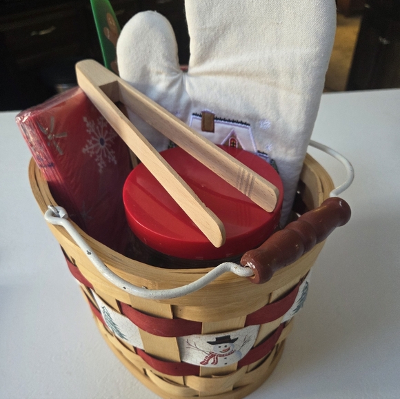 Skinny Belt Bundle: Brown, Black, Navy and Rust Red - Picture 11 of 16